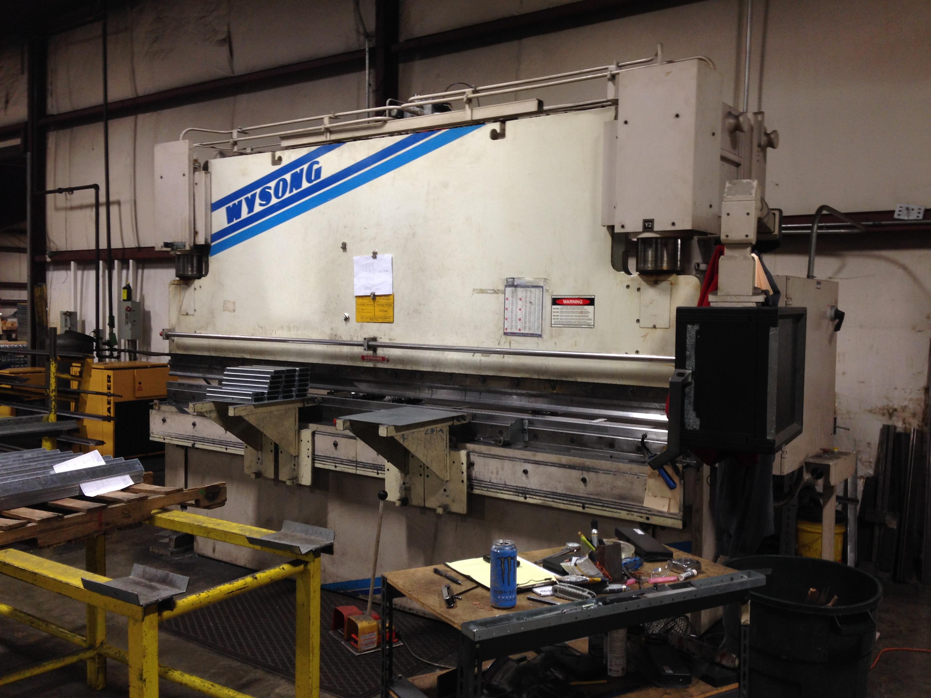 2000 Wysong FAB14014 Hydraulic Press Brake (3697)